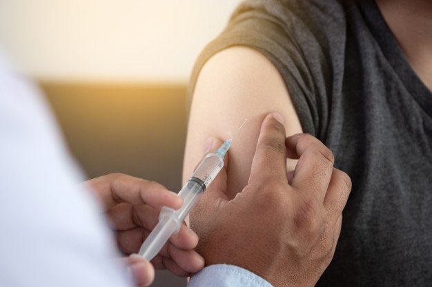 Beneficios de vacunarse contra el COVID-19