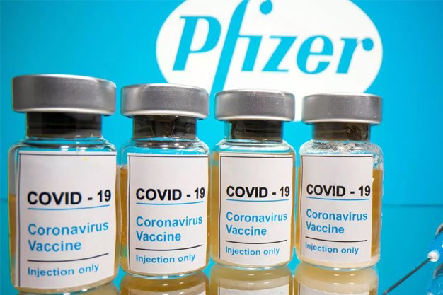 Francia pondrá Pfizer o Moderna a los menores de 55 que han recibido una dosis de AstraZeneca