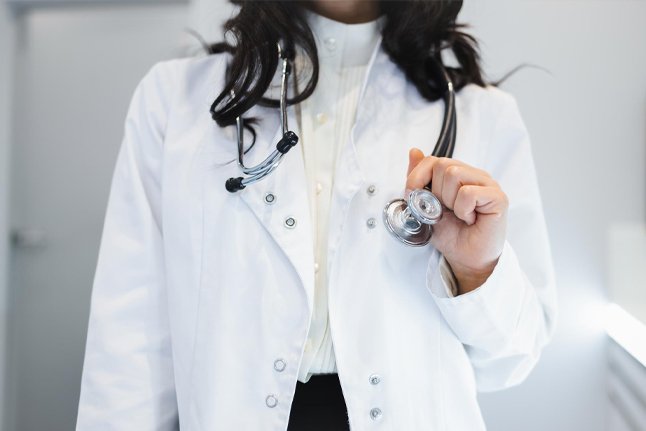 Antecedente Monet Móvil Se están volviendo obsoletas las batas blancas de los médicos? - Colegio  Médico Colombiano