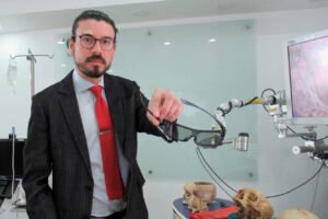 Un compromiso del CIEN con la investigación y la innovación en neurocirugía