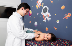 Un modelo integral de cardiooncología pediátrica para niños con cáncer y cardiopatías